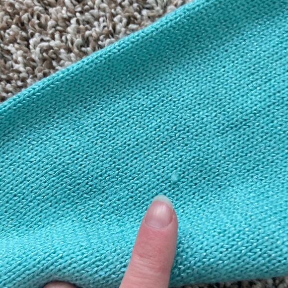 Vintage Jocelyn Smith Petites Angora Embroidered Blue Cream Vneck Sweater - Picture 11 of 12